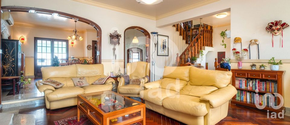 Maison T4 à Vila Real de Santo António de 320 m²