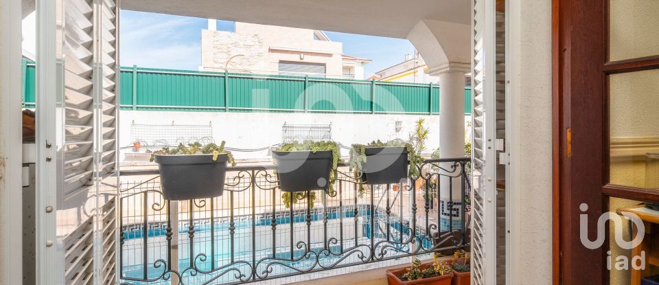 Maison T4 à Vila Real de Santo António de 320 m²