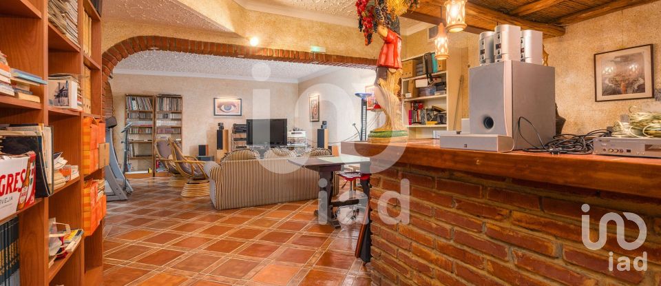 Maison T4 à Vila Real de Santo António de 320 m²