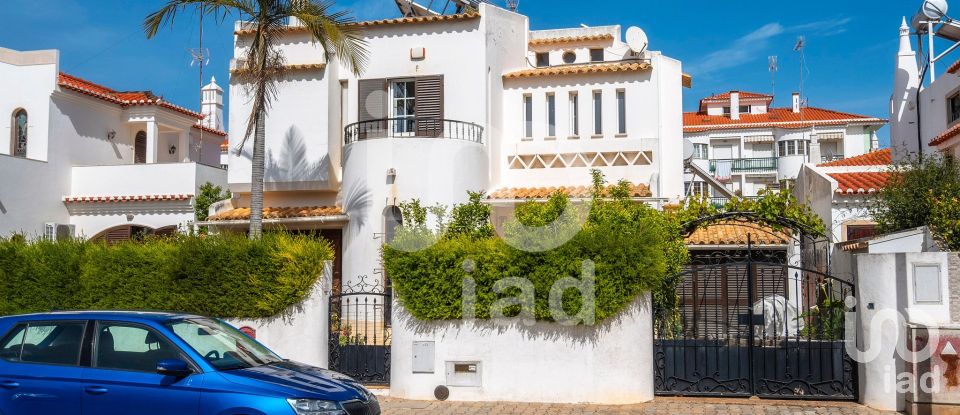 Maison T4 à Vila Real de Santo António de 320 m²