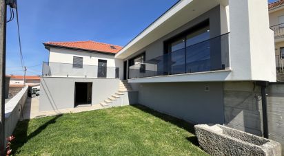 Casa / Villa T3 em Belinho e Mar de 183 m²