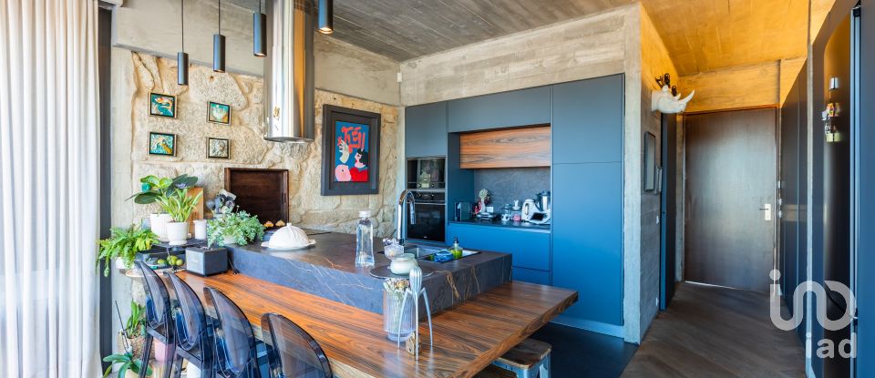 House T3 in Campanhã of 262 m²