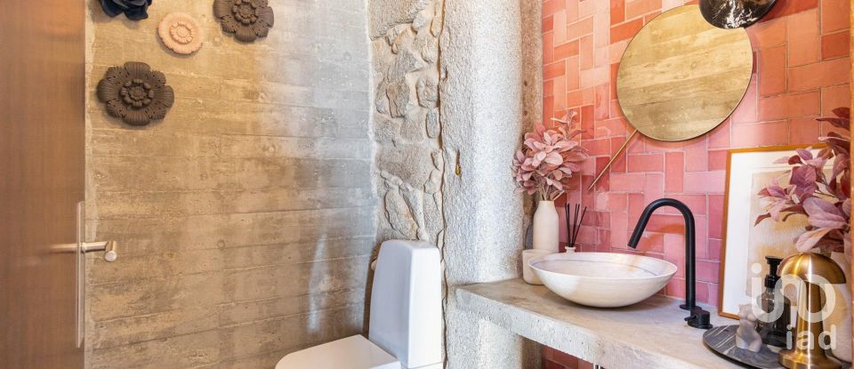 House T3 in Campanhã of 262 m²