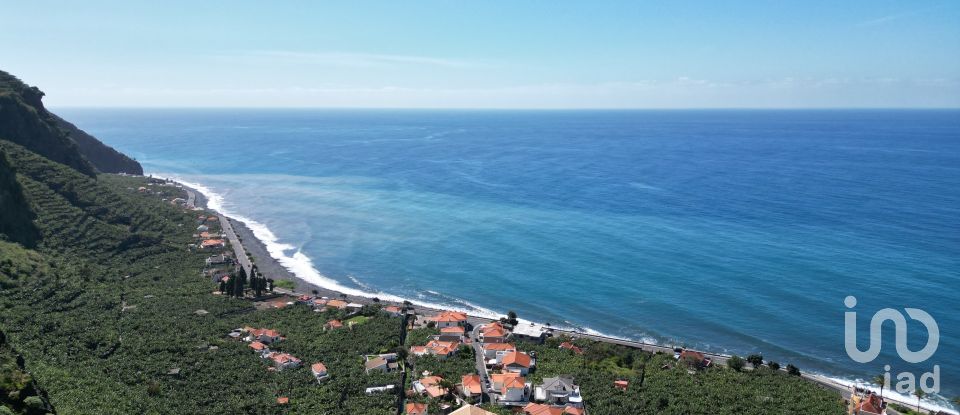 Terreno em Madalena do Mar de 660 m²