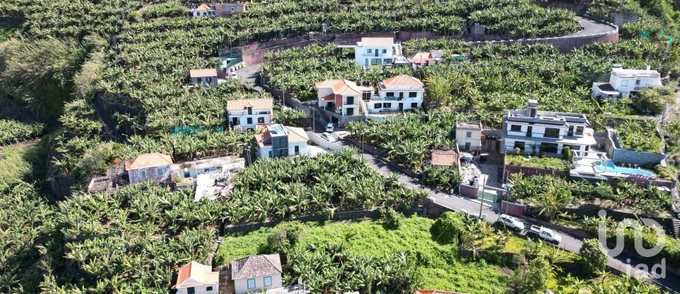 Terreno em Madalena do Mar de 660 m²