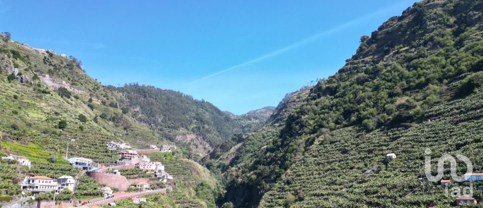 Terreno em Madalena do Mar de 660 m²