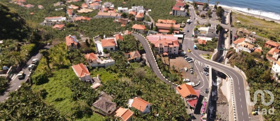 Terreno em Madalena do Mar de 660 m²