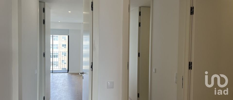 Apartment T3 in Mafamude e Vilar do Paraíso of 154 m²