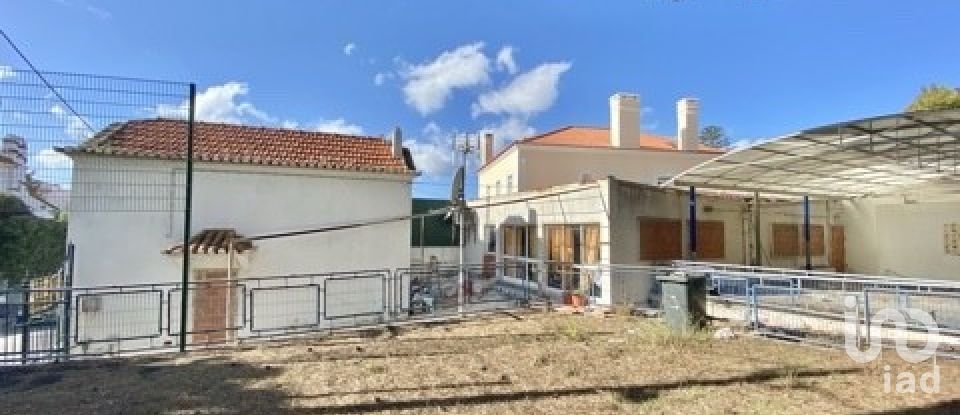 House T6 in Cascais e Estoril of 360 m²