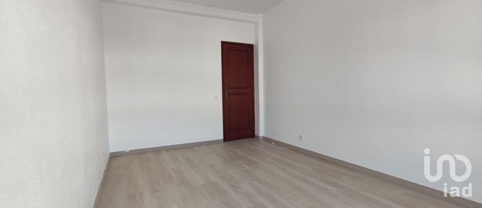 Apartment T3 in Caldas da Rainha - Nossa Senhora do Pópulo, Coto e São Gregório of 100 m²