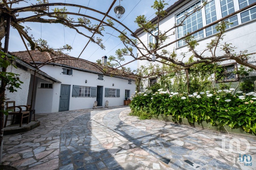 Maison T6 à Pinheiro de Coja e Meda de Mouros de 687 m²