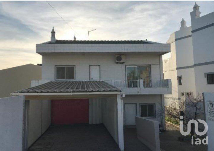 Maison T3 à Portimão de 202 m²