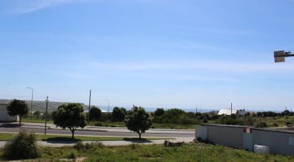 Terrain à Silveira de 387 m²