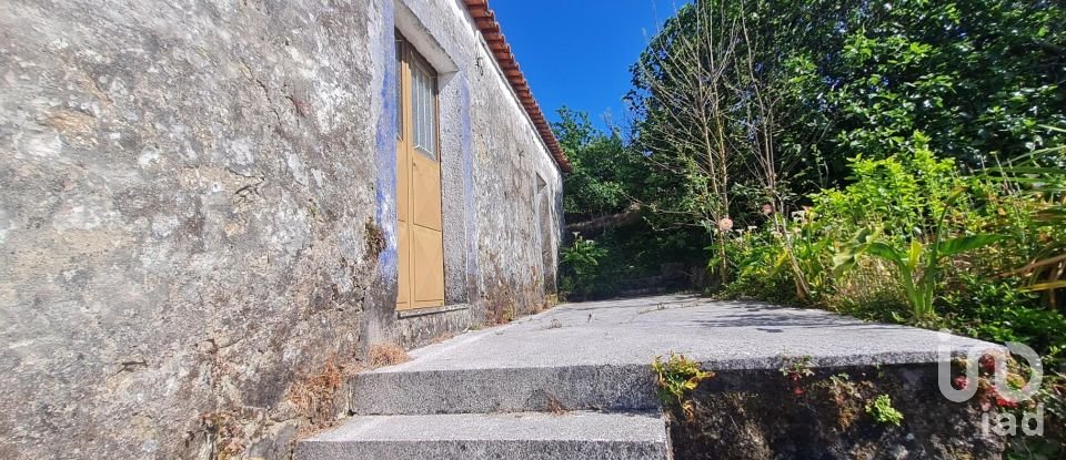 Maison de village T1 à Geraz Do Lima (Santa Maria, Santa Leocádia E Moreira) E Deão de 116 m²