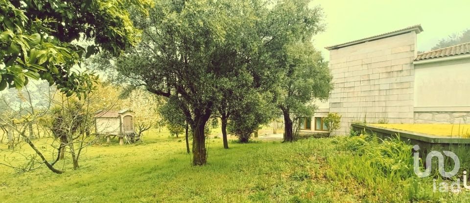 Ferme T4 à Grade e Carralcova de 327 m²