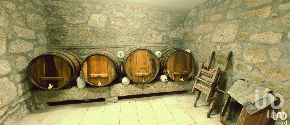 Ferme T4 à Grade e Carralcova de 327 m²