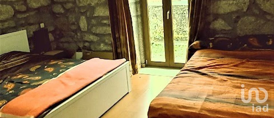 Ferme T4 à Grade e Carralcova de 327 m²