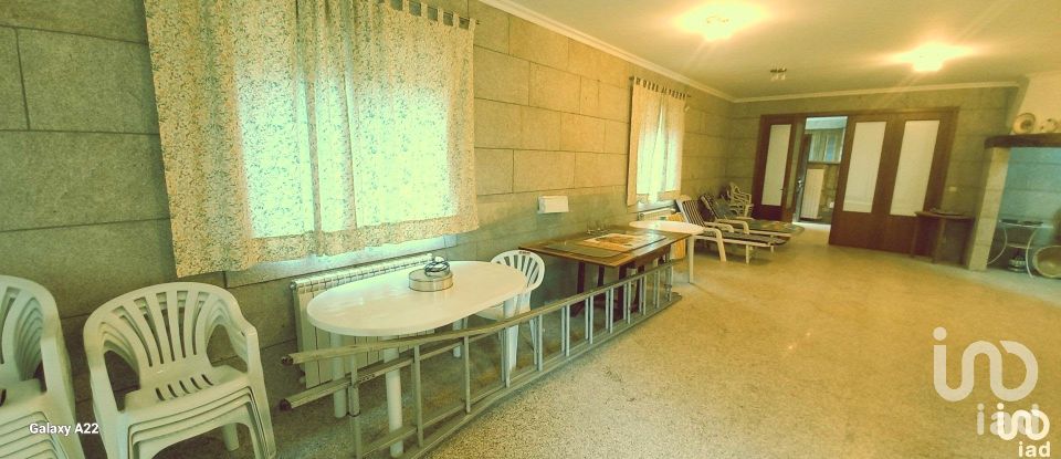 Ferme T4 à Grade e Carralcova de 327 m²