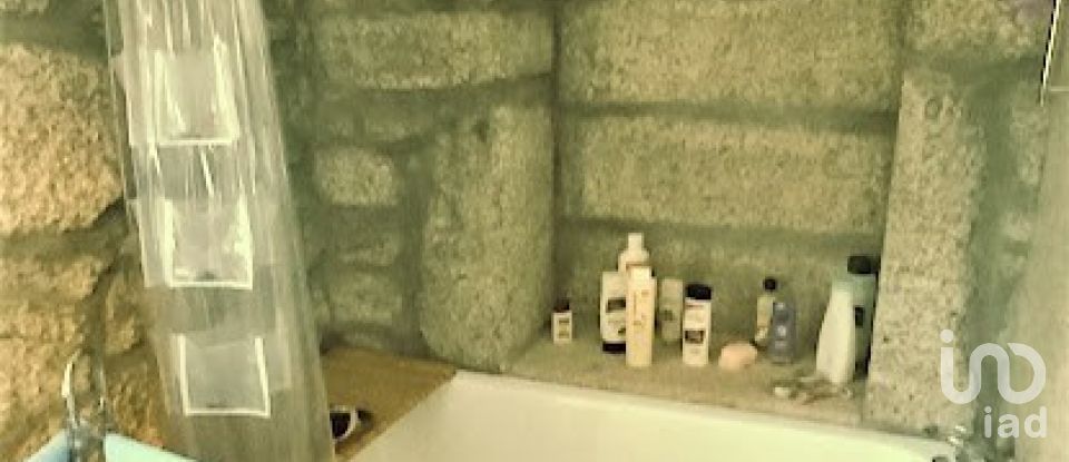 Ferme T4 à Grade e Carralcova de 327 m²