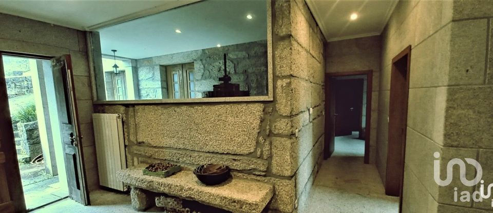 Ferme T4 à Grade e Carralcova de 327 m²