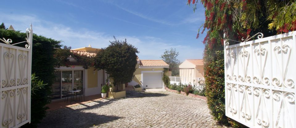 Traditional house T3 in Estômbar e Parchal of 255 m²