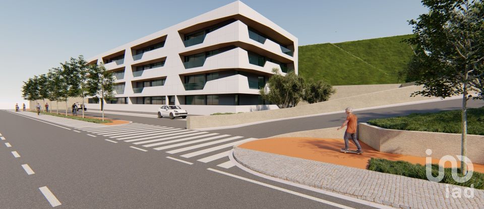Bâtiment T3 à Ponte da Barca, Vila Nova de Muía e Paço Vedro de Magalhães de 203 m²