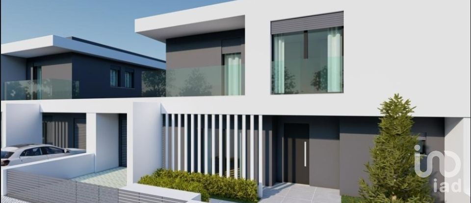 Maison T4 à Amora de 198 m²