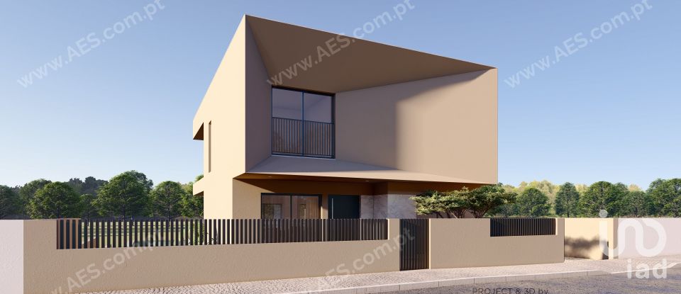 Casa / Villa T4 em Laranjeiro e Feijó de 270 m²