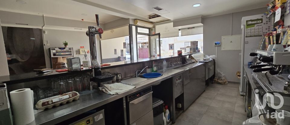 Comércio diverso T0 em Peral de 138 m²