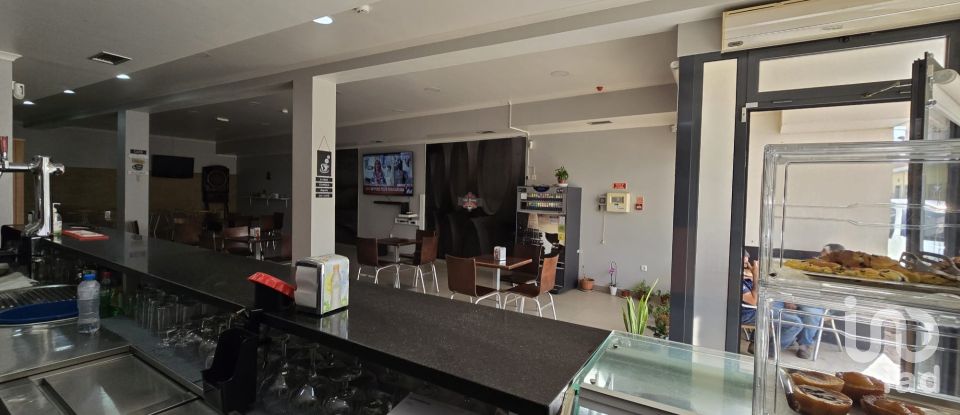 Comércio diverso T0 em Peral de 138 m²