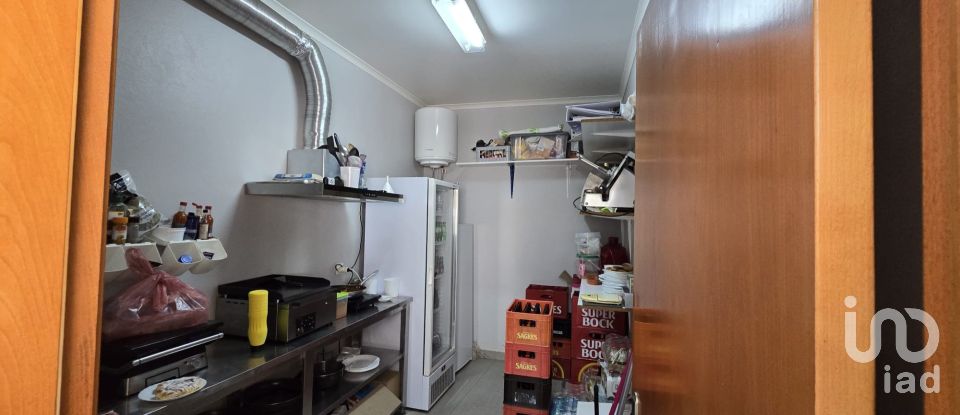 Comércio diverso T0 em Peral de 138 m²