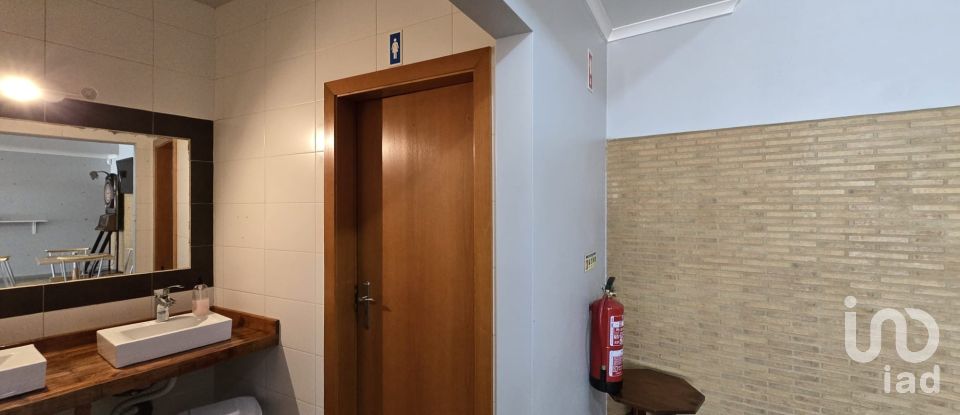 Comércio diverso T0 em Peral de 138 m²