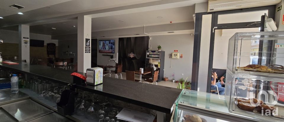 Comércio diverso T0 em Peral de 138 m²