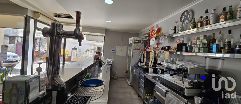 Comércio diverso T0 em Peral de 138 m²