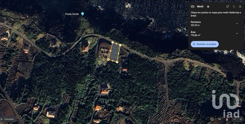 Land in Ribeirinha of 1,068 m²