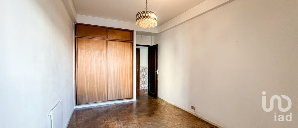 Apartment T4 in Arroios of 140 m²