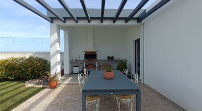 Casa / Villa T3 em Santo Isidoro de 203 m²