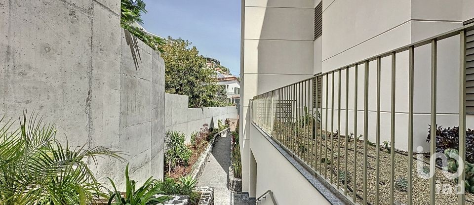 Apartment T2 in Câmara de Lobos of 175 m²