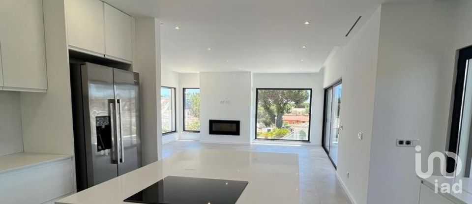 Maison T3 à Quarteira de 300 m²