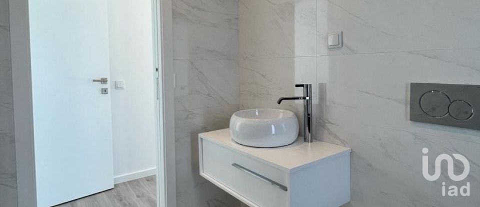 Maison T3 à Quarteira de 300 m²