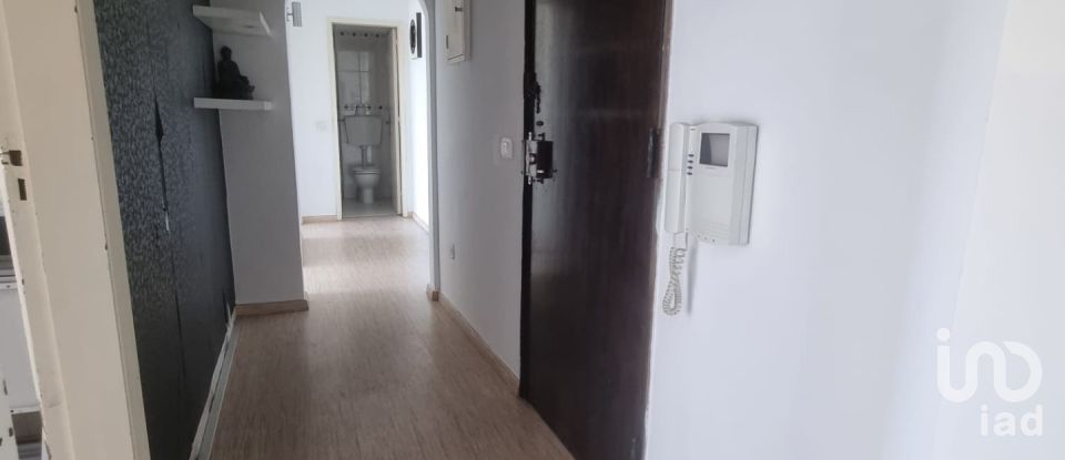 Apartamento T2 em Faro (Sé e São Pedro) de 66 m²
