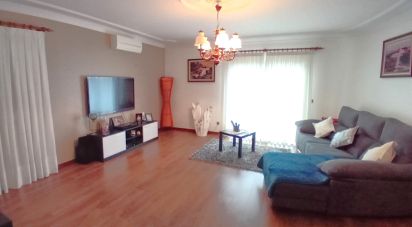 Maison de village T5 à Esqueiros, Nevogilde e Travassós de 700 m²