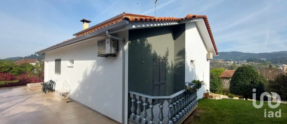 Casa de aldeia T5 em Esqueiros, Nevogilde e Travassós de 700 m²