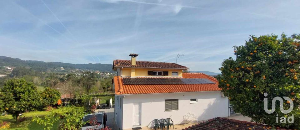 Casa de aldeia T5 em Esqueiros, Nevogilde e Travassós de 700 m²