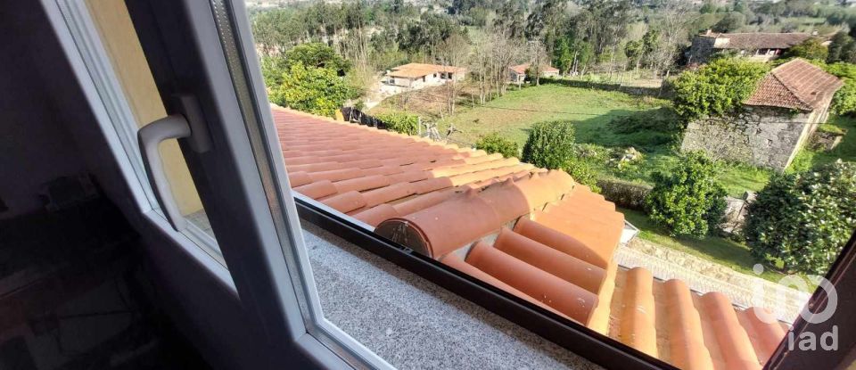 Casa de aldeia T5 em Esqueiros, Nevogilde e Travassós de 700 m²