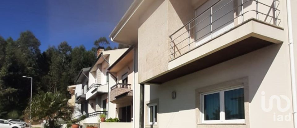 Casa T4 em Gondomar (São Cosme), Valbom e Jovim de 462 m²