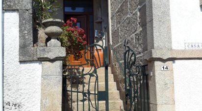 Ferme T11 à Baldos de 228 m²