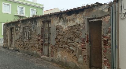 Terrain à Peniche de 146 m²