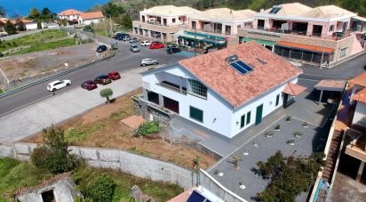 Lodge T4 in Prazeres of 700 m²