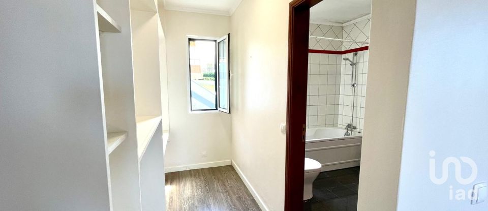 Lodge T4 in Prazeres of 700 m²